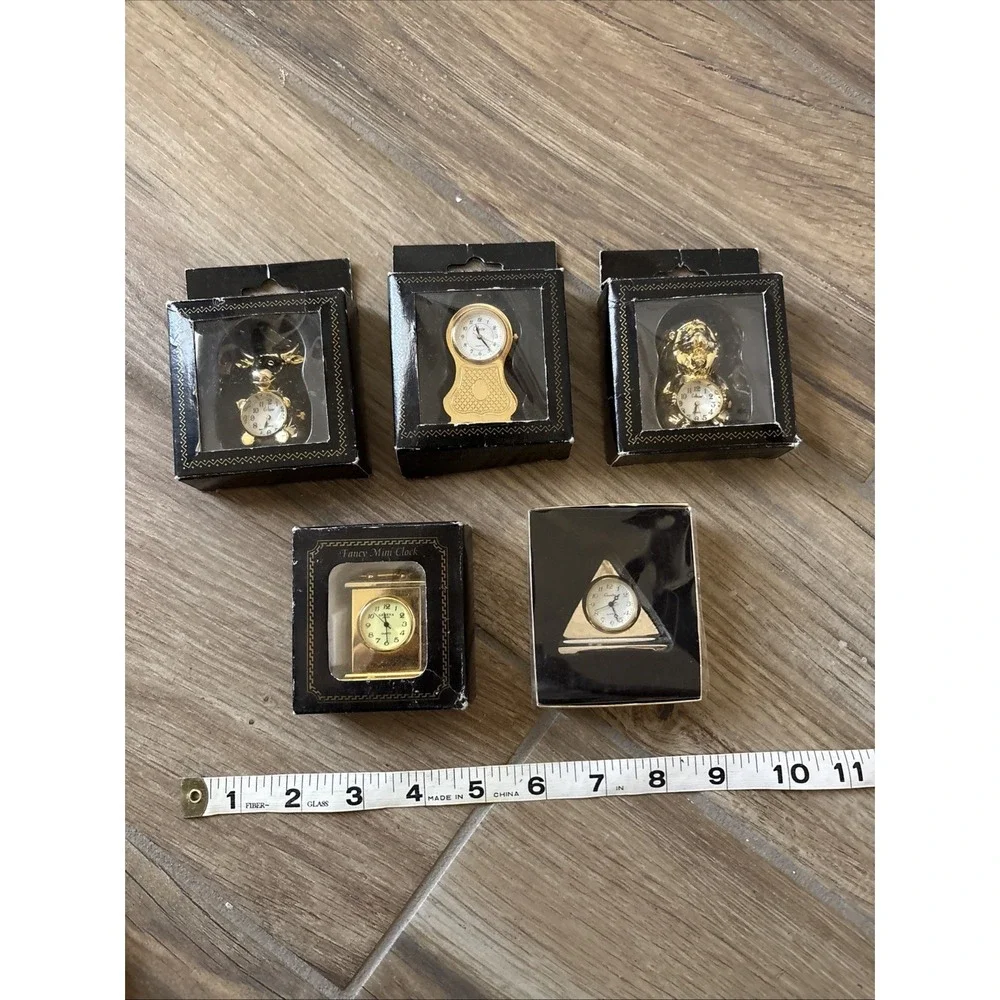 5-Miniature Clock Lot Taurus, Lion, Mantel Clock Needs Battery New In Packaging